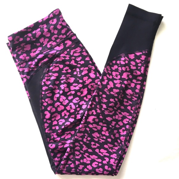 Lululemon Drop It Like It's Hot Tight Cherry Cheetah Ultra Violet Navy Blue Sz 6 - Picture 9 of 17